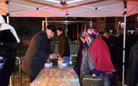 Miraç Kandili’nde Lokma İkramı Yapıldı