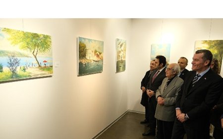 “Tuval Üzerine İstanbul”, Zeytinburnu Kültür Sanat’ta Sanatseverlerle Buluştu!