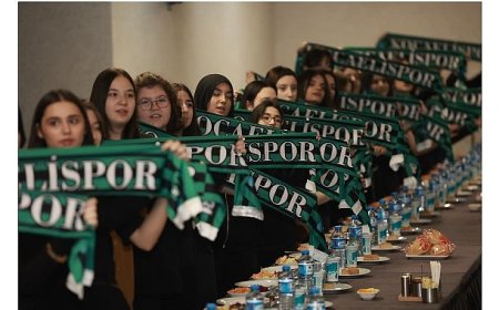 Büyükakın ve öğrencilerin Kocaelispor dolu akşamı!