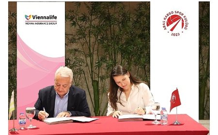Aras Kargo Kadın Voleybol Takımı’nın Resmi Sponsoru Viennalife Oldu