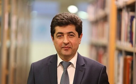 Gençler, kalabalıklar içinde derin yalnızlık yaşıyor!