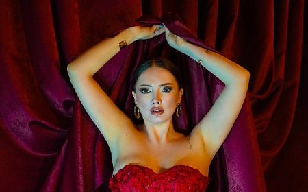 Yerli ve Milli Adele Feyruz Barış Sahnede Fırtına Gibi