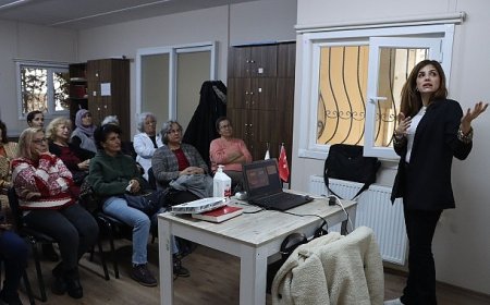 Altın Yıllar Yaşam Merkezi’nde ‘Birlikte Güzel Yaş Almak’ semineri
