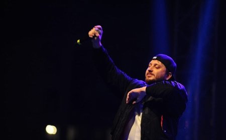 Karşıyaka Yeni Yıl Festivali’nde Anıl Piyancı coşkusu!