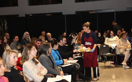 Nilüfer’de yeni yılın kokusu, lezzeti ve müziği konuşuldu