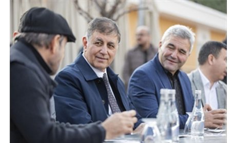 Başkan Tugay Göl Gazinosu’nda Beydağlı kadınlarla buluştu