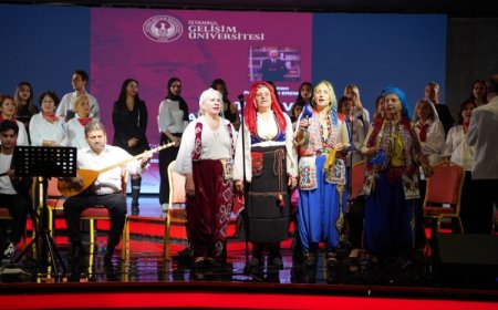 Gelişim Üniversitesi’nde Cumhuriyet coşkusunun konuğu Gençleşen Türküler