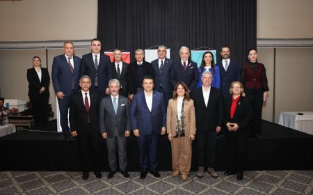 Bursa’da yerel demokrasinin kalbi muhtarlar Nilüfer’de buluştu