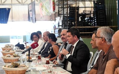 Başkan Erkan Aydın, Dikkaldırım’da vatandaşla buluştu