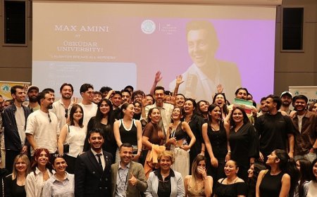 Ünlü komedyen Max Amini, Ebru için fırçayı eline aldı!