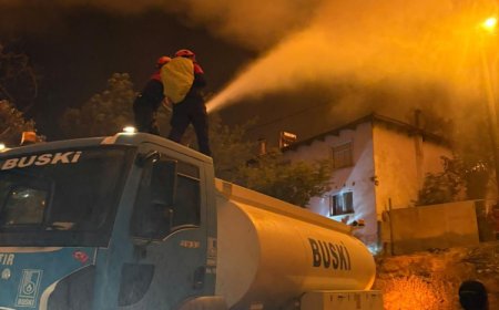 Bursa’da alevler büyüyor! Karahıdır tahliye ediliyor