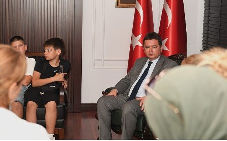 Bosnalı öğrencilerden Başkan Aydın’a ziyaret