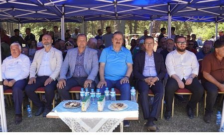 Alıç Yaylası Kıran Kırana Güreşlere Sahne Oldu