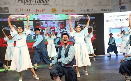 İnegöl’ün Kültür Ve Kardeşlik Festivalinde Altın Mobilyanın Sahibi KKTC