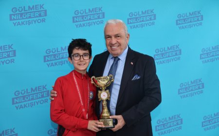 Bursa Nilüfer’in minik gururları Başkan Özdemir’le buluştu