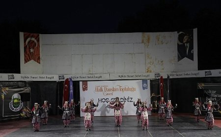 İnegöl’de Halk Dansları Gecesi İle Yaz Etkinlikleri Başladı