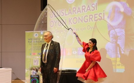 Prof. Dr. Nevzat Tarhan: “Çocuğun en ciddi işi oyundur!”