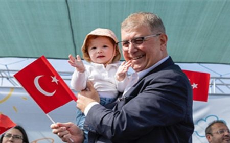 Başkan Tugay: Çocuklarımıza o güzel ülkeyi hep beraber armağan edelim