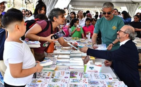 Behiç Ak: Çocuk dostu şehirlerde çocukları özgürleştirmeliyiz