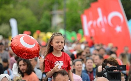 Nilüfer’de 23 Nisan Çocuk Bayramı’na renkli kutlama