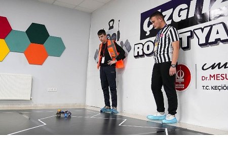 Robot Yarışmasında Ödüller Sahiplerini Buldu