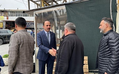 Başkan Altay esnafların ve Konyalıların bayram heyecanına ortak oldu