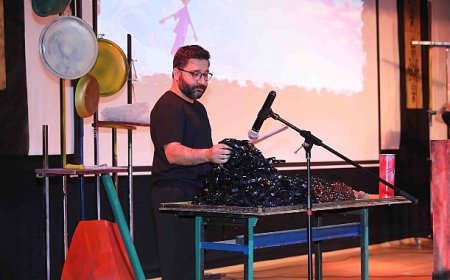 Şehir Tiyatroları Mevlana İdris’i oyunuyla yad etti