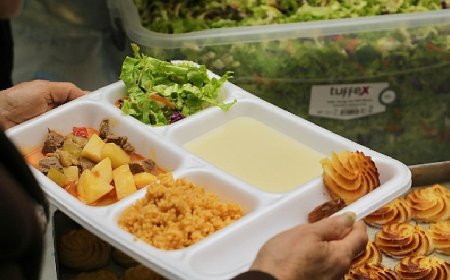 Burhaniye’de ramazan paylaştıkça güzel