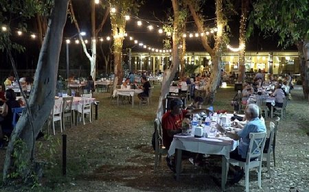 Efes Selçuk Belediyesi sosyal tesislerini yaz sezonuna hazırlıyor