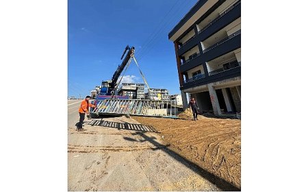 Büyükşehir’in kent estetiğine katkısı sürüyor