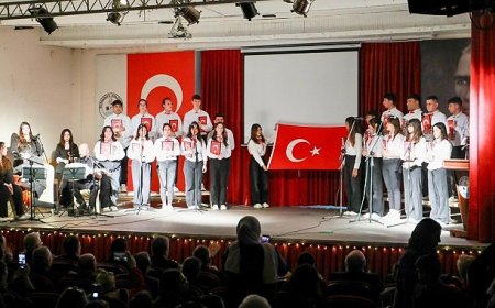 İstiklal Marşı’nın kabulü burhaniye’de kutlandı 