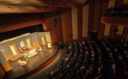 Yenişehir Belediyesi Şehir Tiyatrosu oyunlarıyla göz dolduruyor