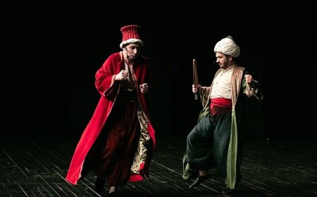 “Demokrasi Gemisi” demir aldı