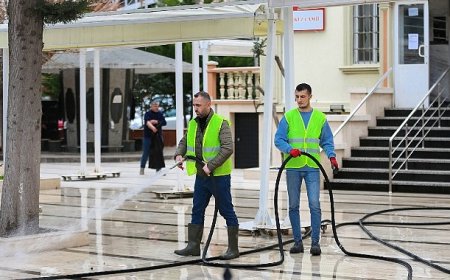 Narlıdere Belediyesi’nden Camilerde Titiz Temizlik Çalışması