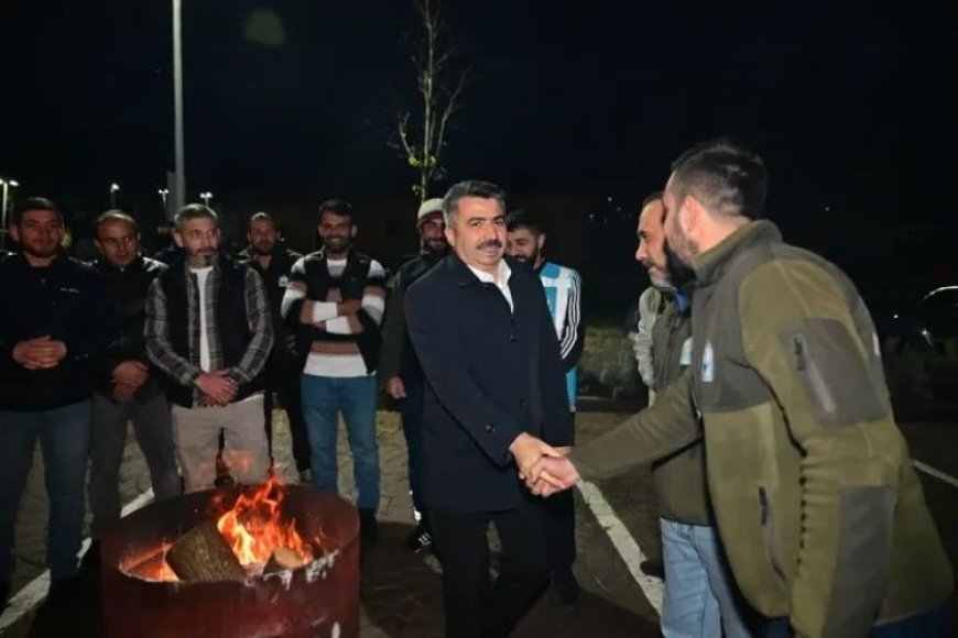 Bursa Yıldırım’da Başkan Yılmaz, Veterinerlik personeliyle buluştu