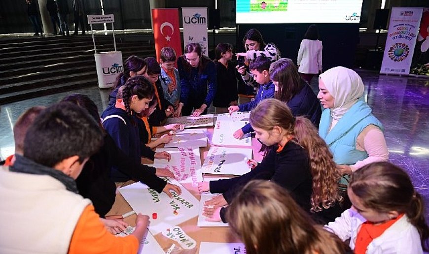 Osmangazi’de Çocuk Hakları Günü Renkli Pankartlarla Kutlandı