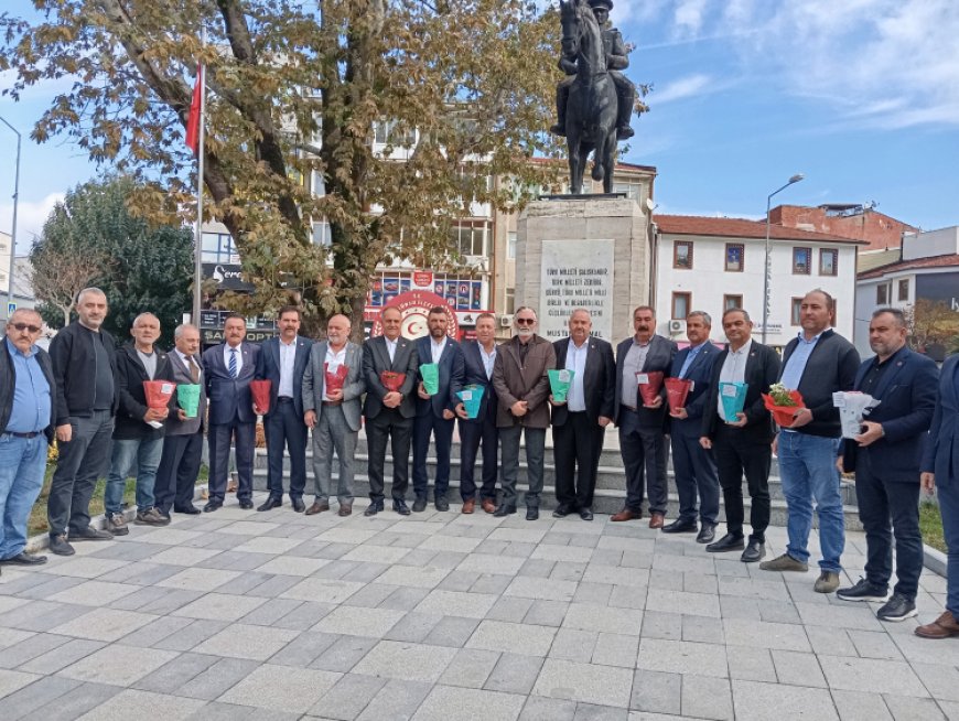 Bursa Gürsu’da Muhtarlar Günü kutlandı