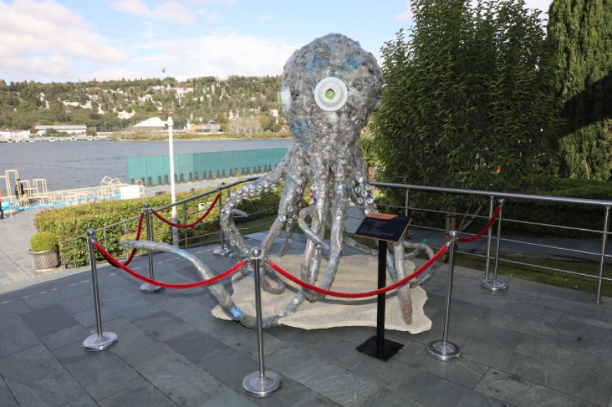 Marmara Denizi’nden neler neler çıktı? Atıklar Marmara Forum’da sergilendi