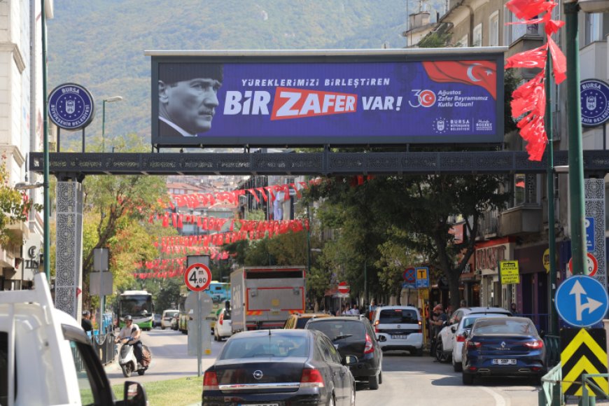 Bursa’nın her köşesi ayrı bir coşku