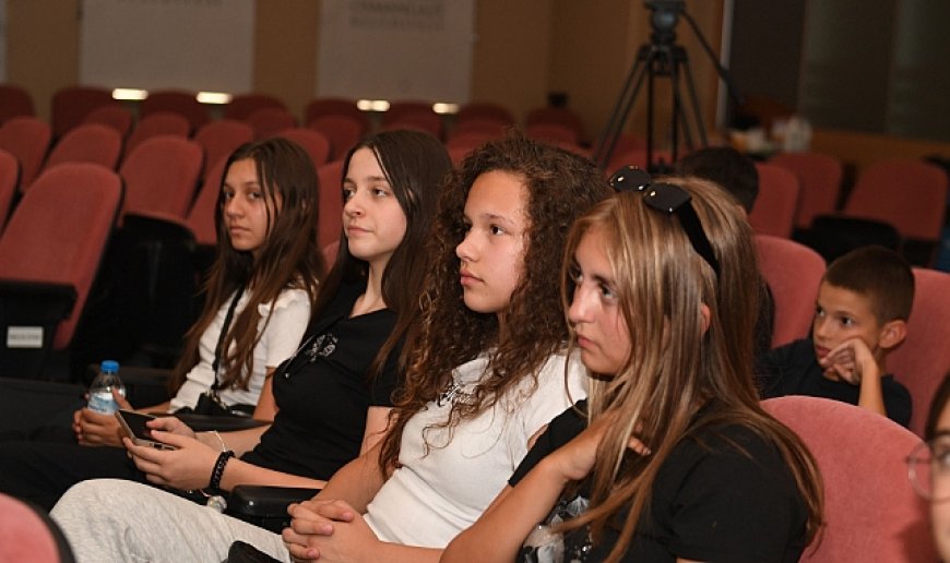 Kardeş iki şehir arasında öğrenci değişim programı