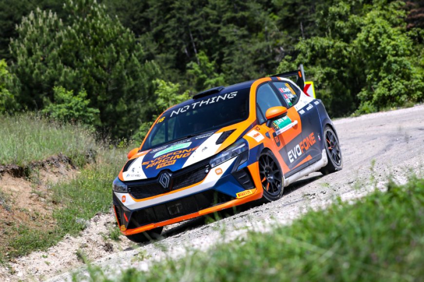 Kerem Kazaz şampiyona liderliğini sürdürdü