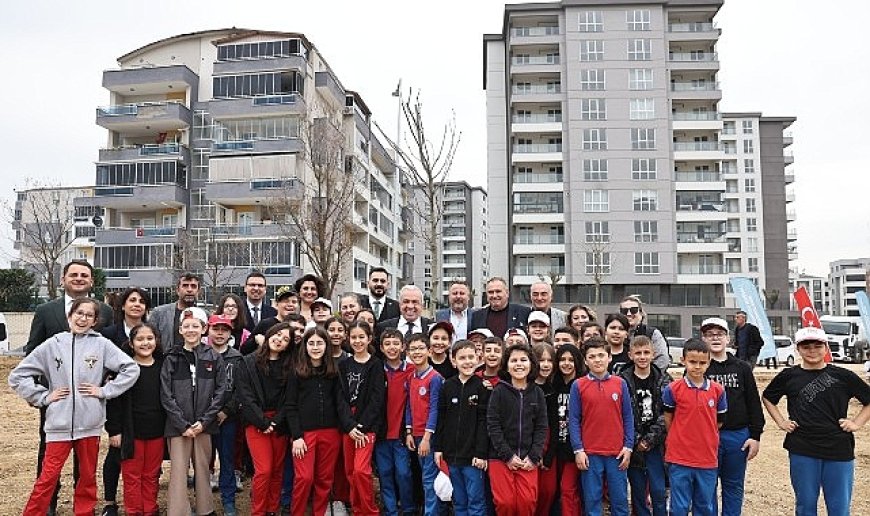 Nilüfer’de fidanlar toprakla buluştu