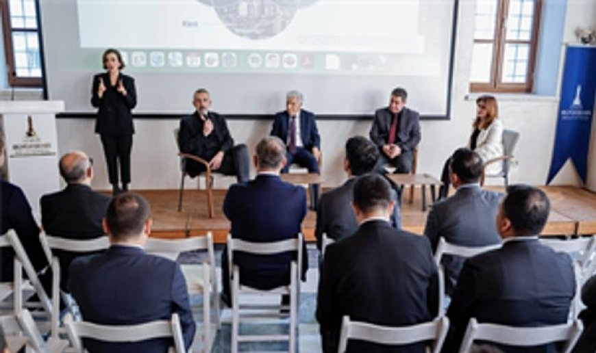 Tugay: İzmir’de süreç iyi yönetilmeseydi su krizi yaşardıkTugay: İzmir’de süreç iyi yönetilmeseydi su krizi yaşardık